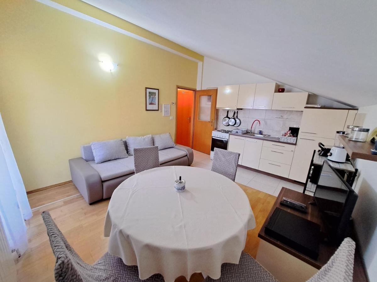Ferienwohnung Casa Antonio With Swimming Pool Novigrad Istria Exterior foto
