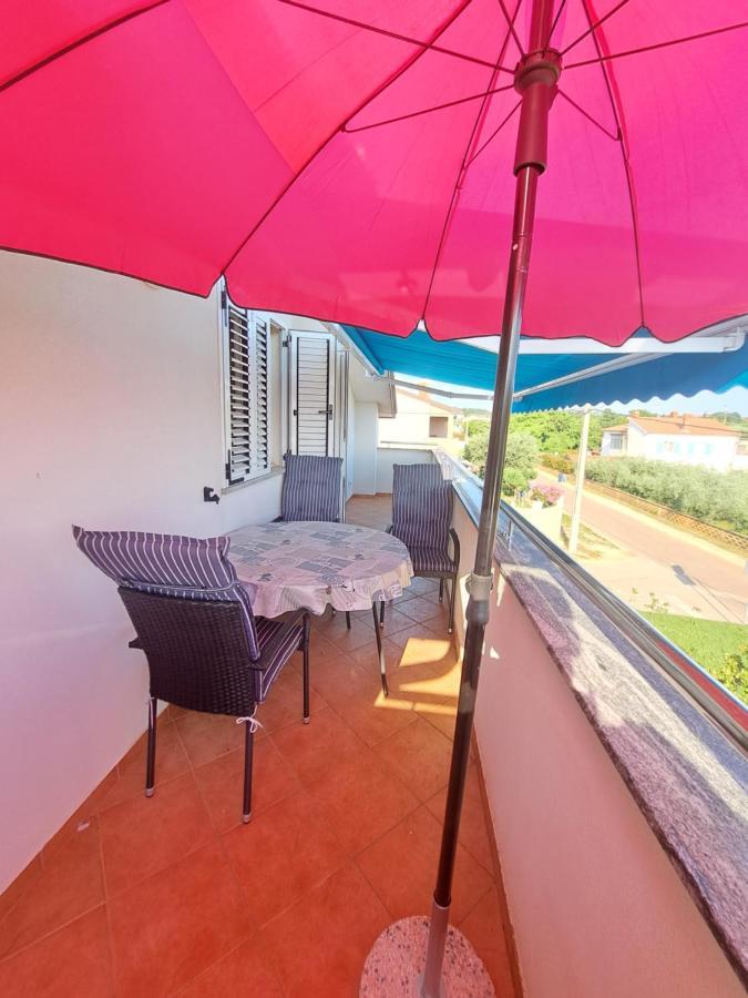 Ferienwohnung Casa Antonio With Swimming Pool Novigrad Istria Exterior foto